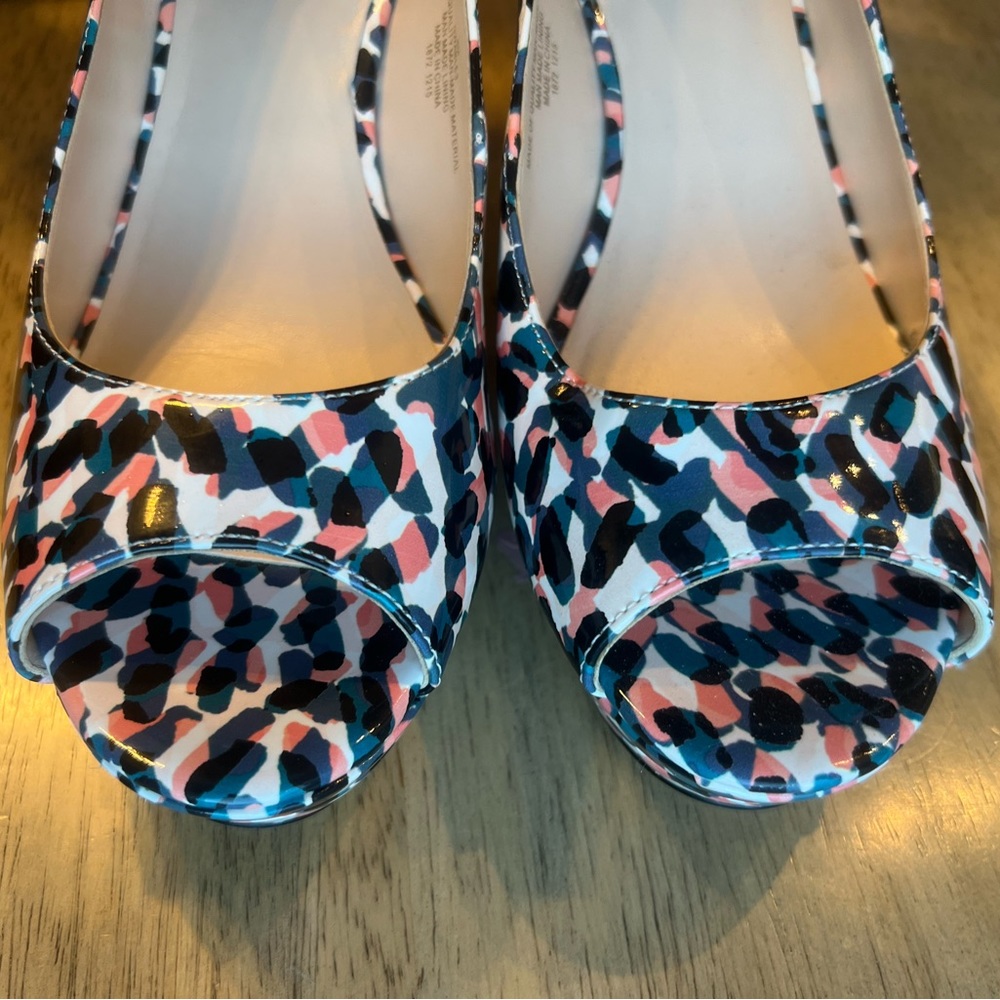 Nine West colorful heel
